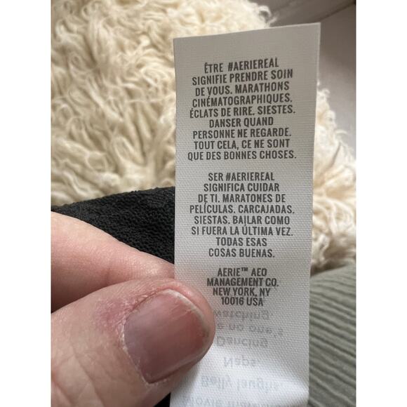 Aerie Black Lace Bralette M Adjustable Straps Lined Wireless NWT $34.95 - Picture 8 of 8